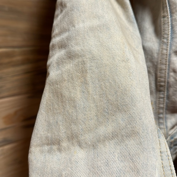 LEVI’S JEAN JACKET - Picture 5 of 5